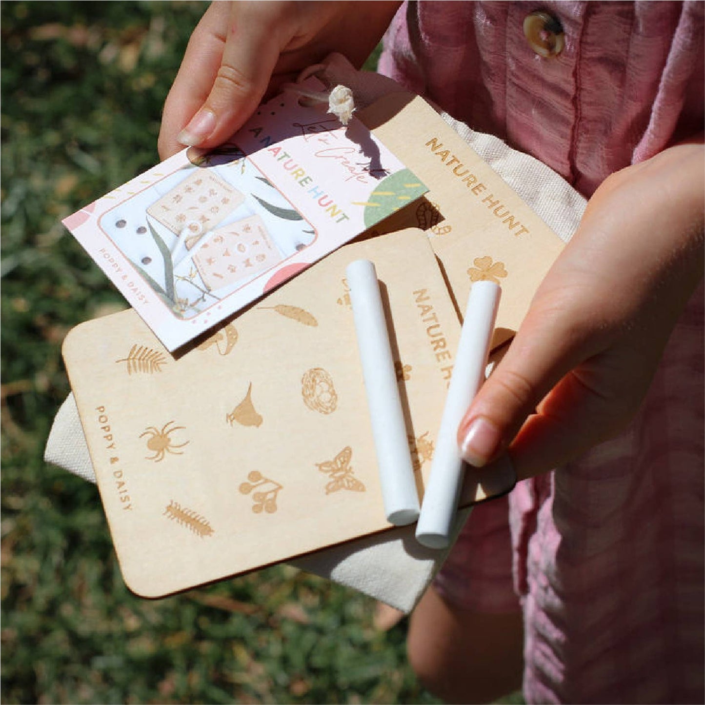 Poppy & Daisy Designs - Nature Hunt Mini Kit