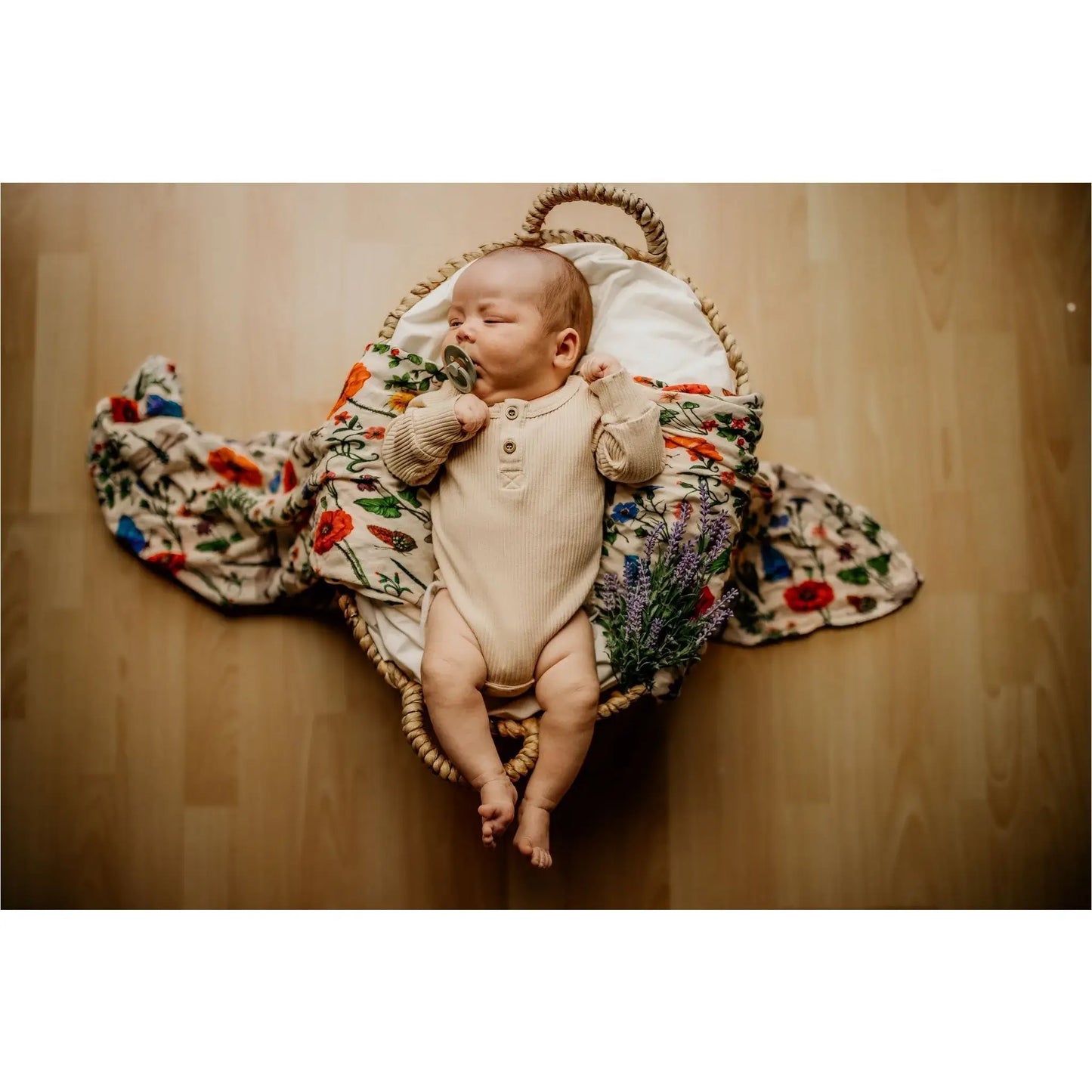 ANO Baby Wrap/Swaddle - Vintage Insects