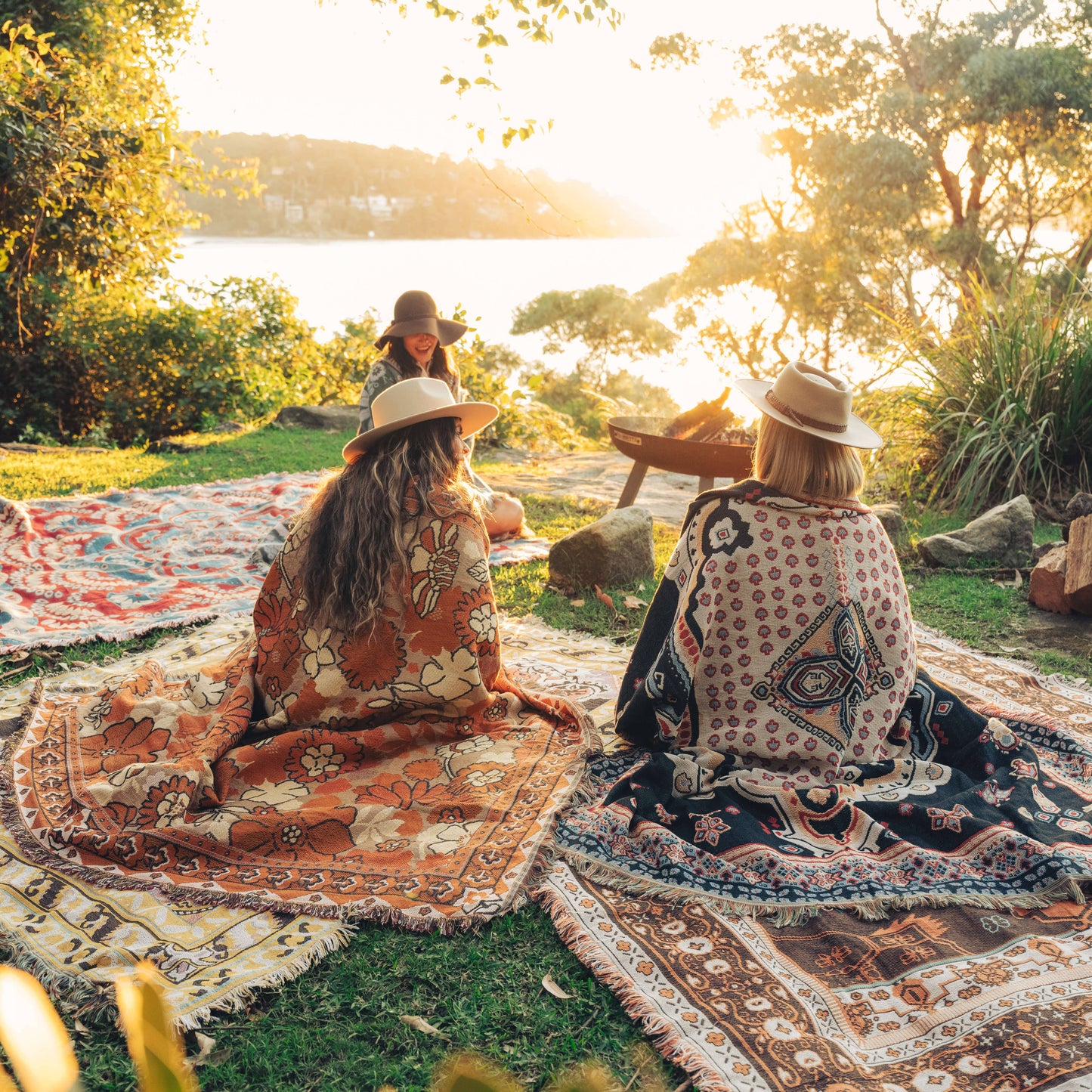 Hendeer - Penny Lane - Woven Picnic Rug/Throw